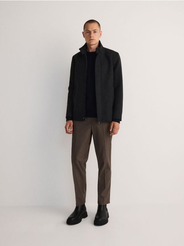 Reserved Reserved - Pamučni džemper - mornarsko plava