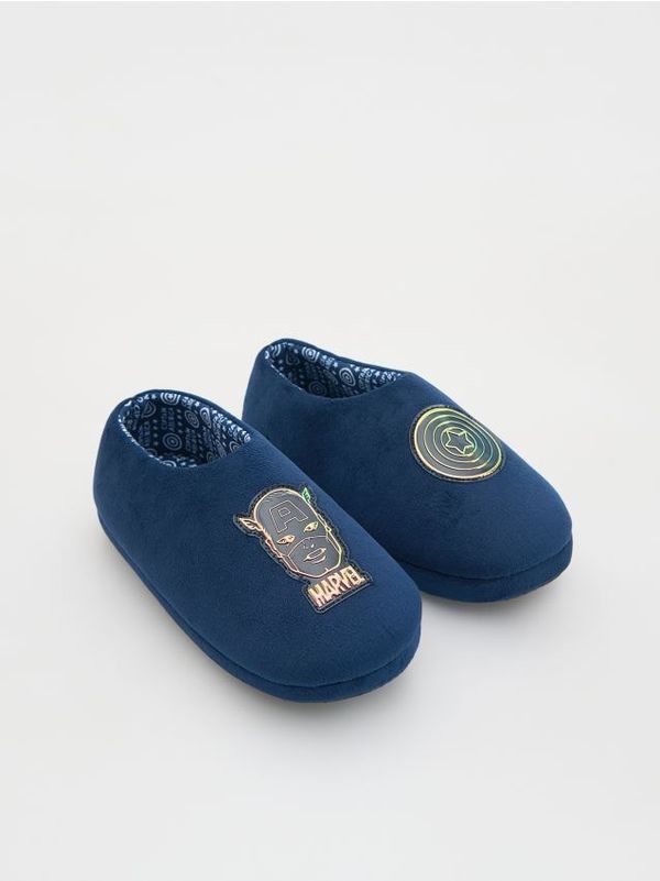 Reserved Reserved - Papuče Marvel - mornarsko plava