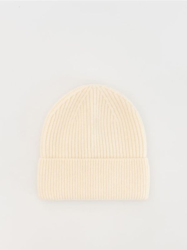 Reserved Reserved - Pletena kapa - krem