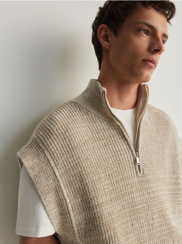 Reserved Reserved - Pleteni prsluk - krem