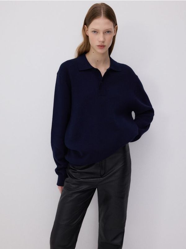 Reserved Reserved - Polo-džemper s mješavinom kašmira - mornarsko plava