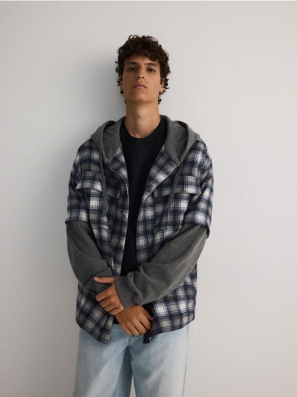 Reserved Reserved - Predimenzionirana košulja s kapuljačom - mornarsko plava