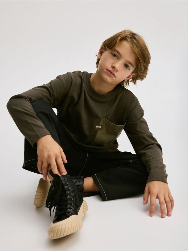 Reserved Reserved - Predimenzionirana majica dugih rukava - tamnosmeđe