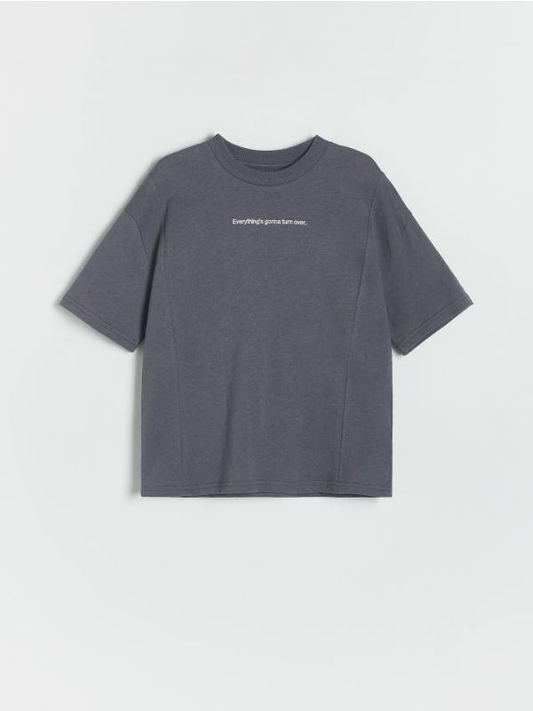 Reserved Reserved - Predimenzionirana majica kratkih rukava s visokim udjelom pamuka - tamnosivo