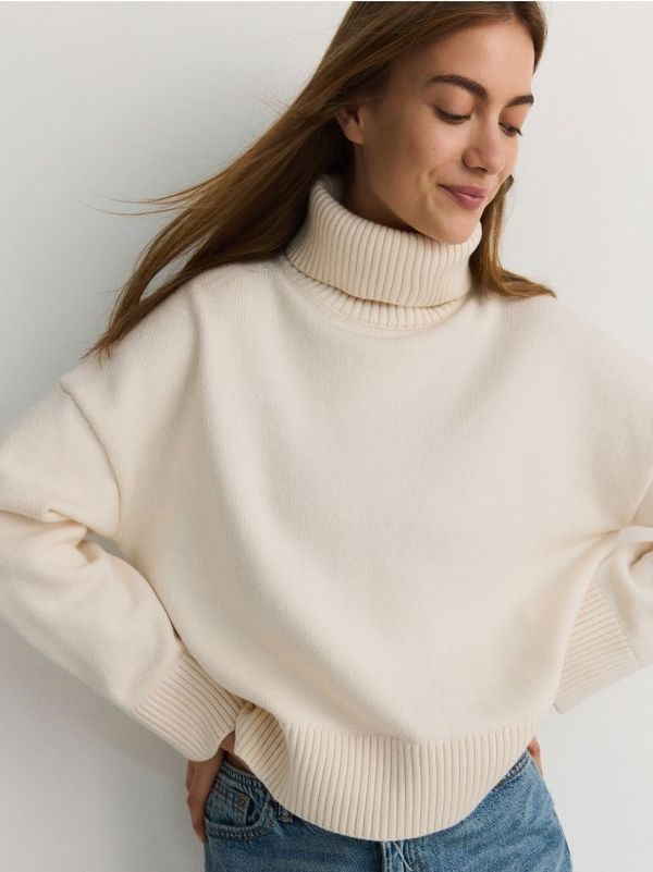 Reserved Reserved - Predimenzionirani džemper - boja kože