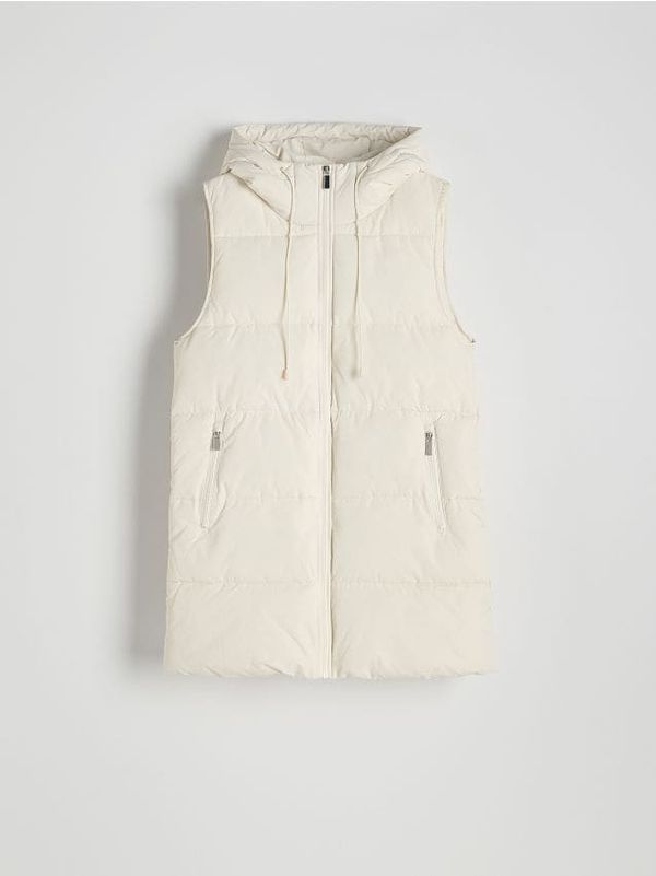 Reserved Reserved - Prošiveni prsluk s kapuljačom - krem