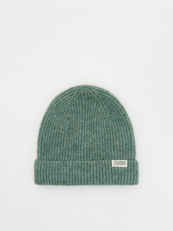 Reserved Reserved - Rebrasta kapa s našivkom - svjetlozeleno