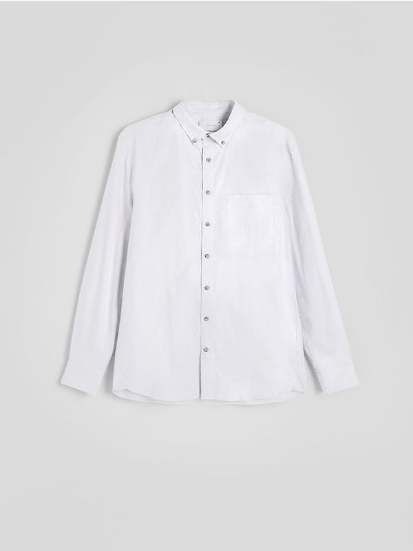 Reserved Reserved - Regular fit košulja s džepom - bijela