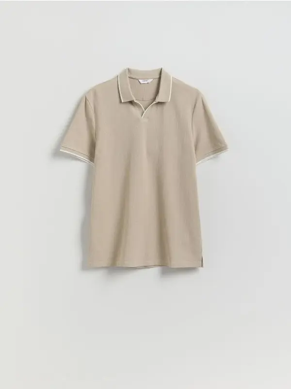 Reserved Reserved - Regular fit polo-majica - bež