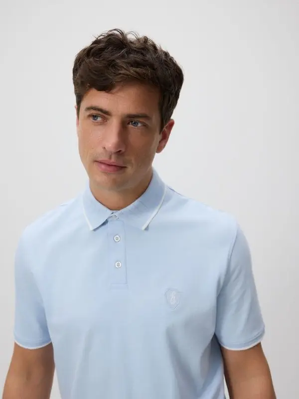 Reserved Reserved - Regular fit polo-majica - bljedoplavo
