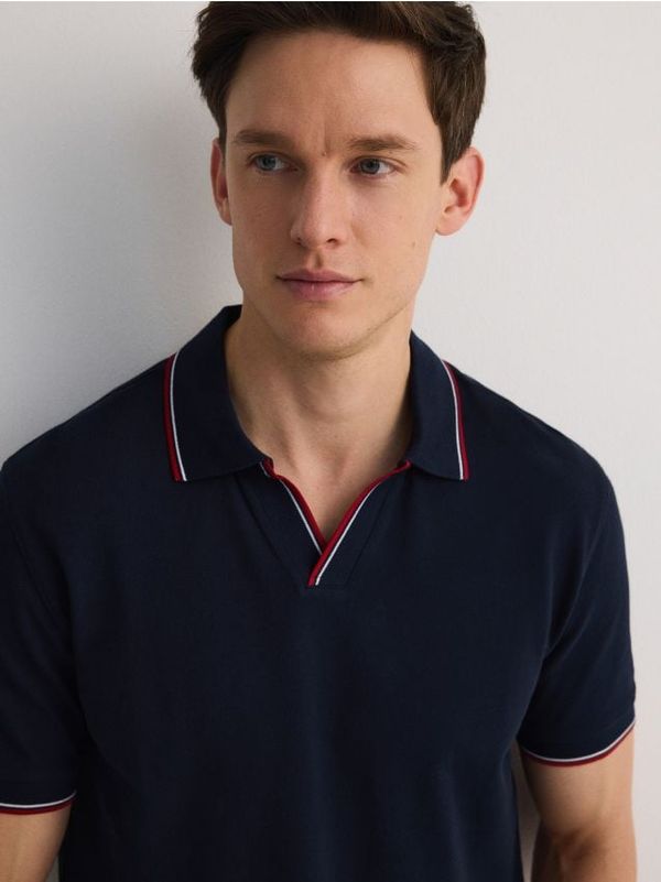 Reserved Reserved - Regular fit polo-majica - mornarsko plava
