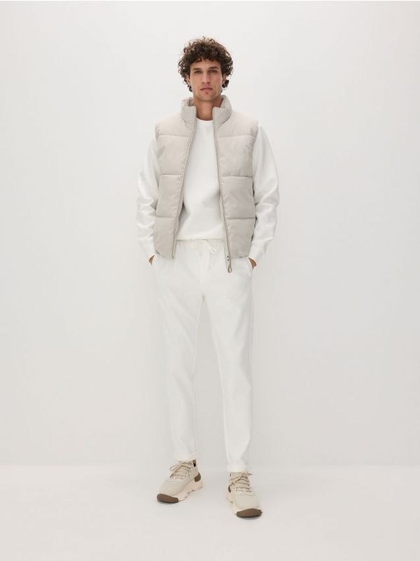 Reserved Reserved - Regular hlače - krem