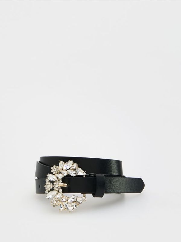 Reserved Reserved - Remen s ukrasnom kopčom - crno