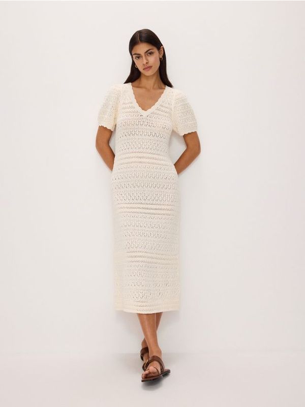 Reserved Reserved - Rupičasta midi haljina - boja kože