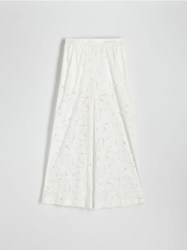 Reserved Reserved - Rupičaste hlače - krem