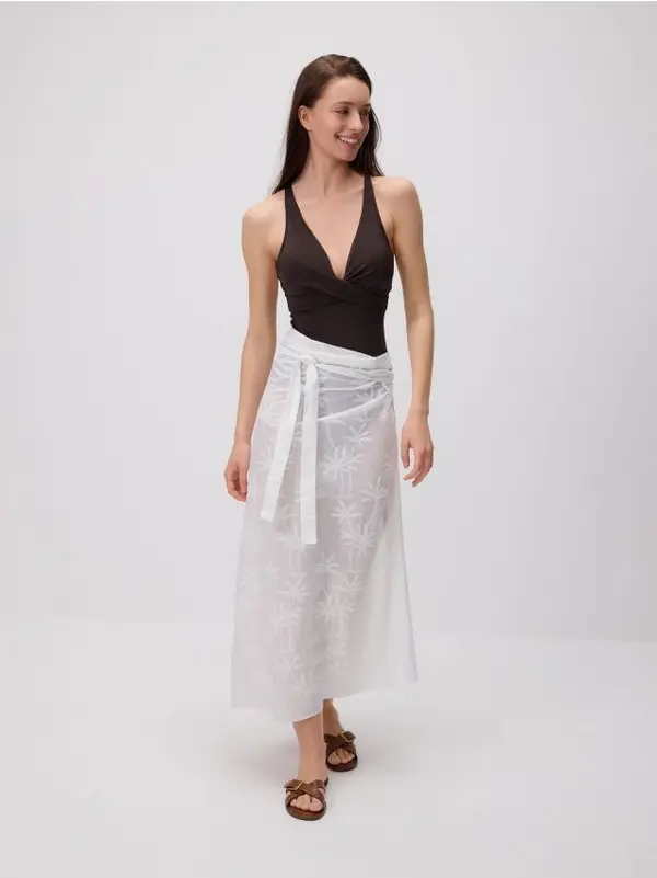 Reserved Reserved - Sarong s vrpcom - bijela