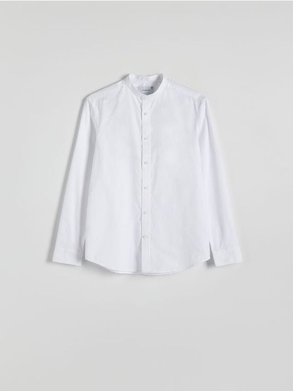 Reserved Reserved - Slim fit košulja s podignutim ovratnikom - bijela