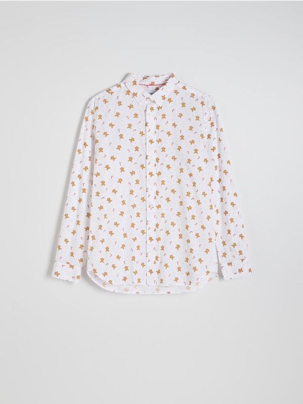 Reserved Reserved - Slim fit košulja s visokim udjelom pamuka - bijela