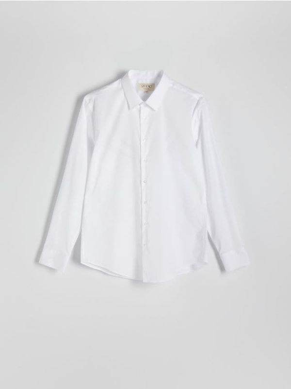 Reserved Reserved - Slim fit košulja s visokim udjelom pamuka - bijela