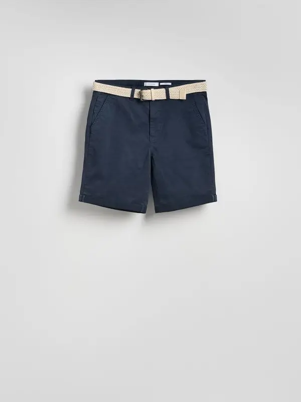 Reserved Reserved - Slim fit kratke hlače - mornarsko plava