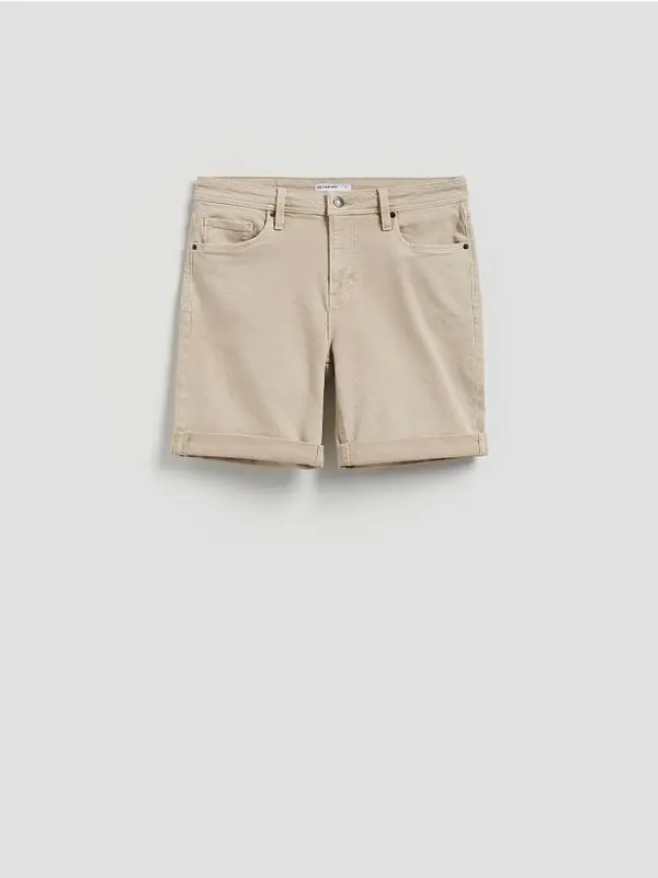 Reserved Reserved - Slim fit kratke hlače od trapera - bež