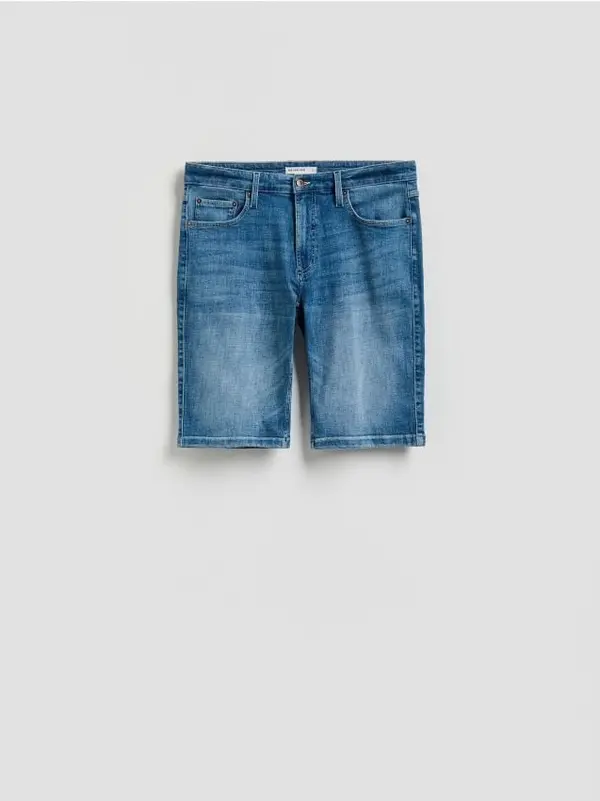 Reserved Reserved - Slim fit kratke hlače od trapera - plavo