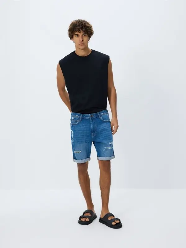 Reserved Reserved - Slim fit kratke hlače od trapera - plavo