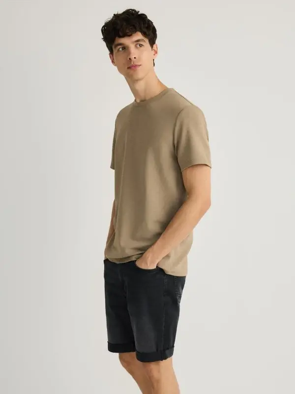 Reserved Reserved - Slim fit kratke hlače od trapera - siva