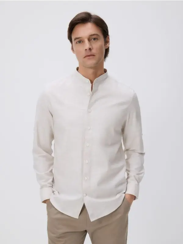 Reserved Reserved - Slim fit pamučna košulja - bež