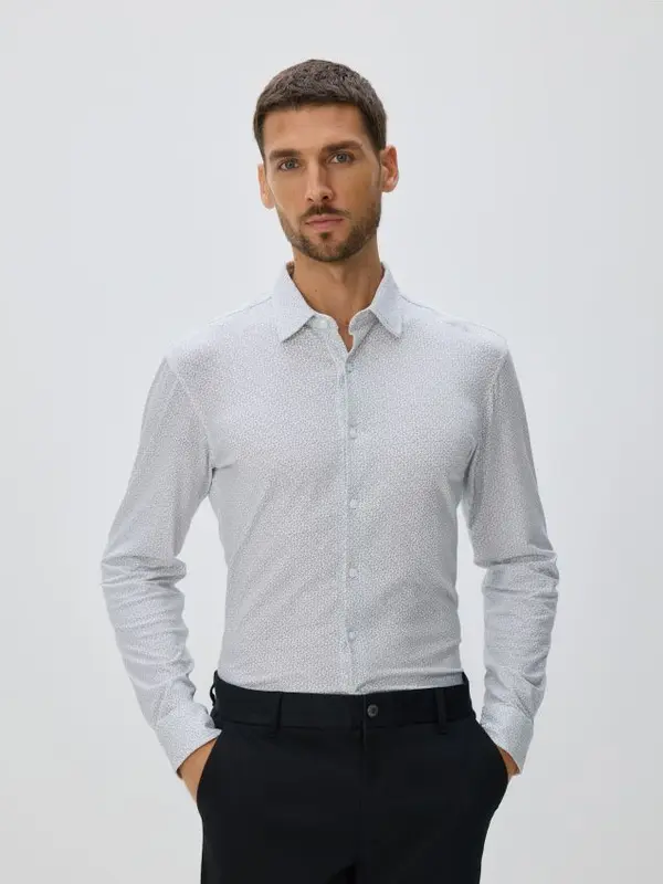 Reserved Reserved - Slim fit pamučna košulja - bijela