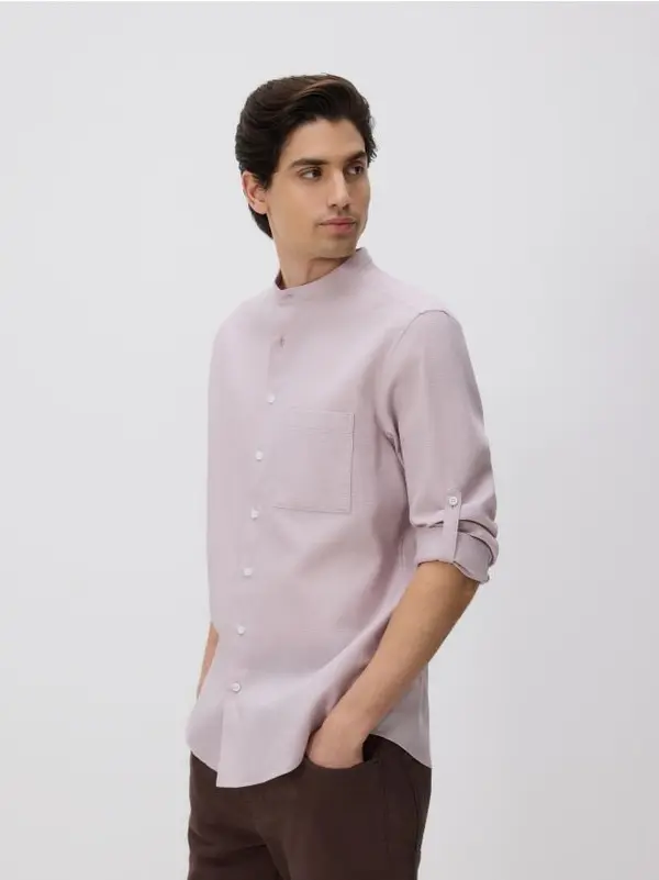 Reserved Reserved - Slim fit pamučna košulja - prljavoroza