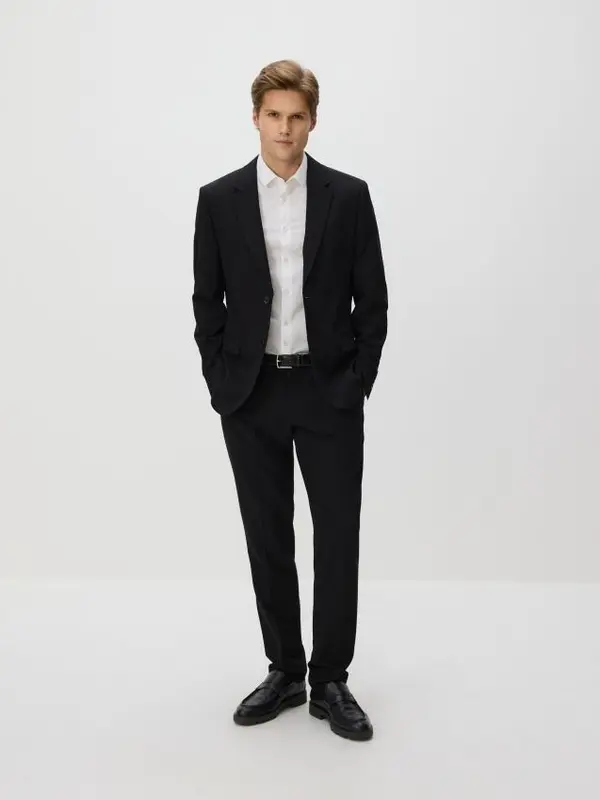Reserved Reserved - Slim fit sako - crno