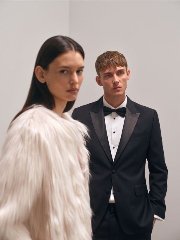 Reserved Reserved - Slim fit sako od smoking odijela - crno