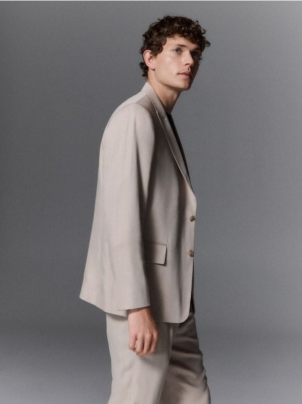 Reserved Reserved - Slim fit sako s mješavinom liocelnih vlakana - bež