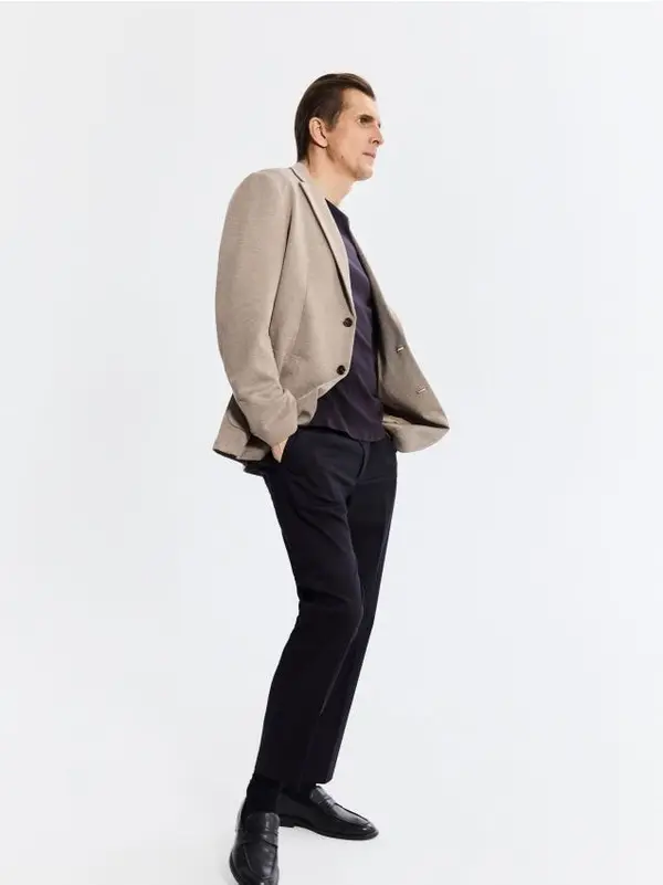 Reserved Reserved - Slim fit sako s viskozom - boja kave