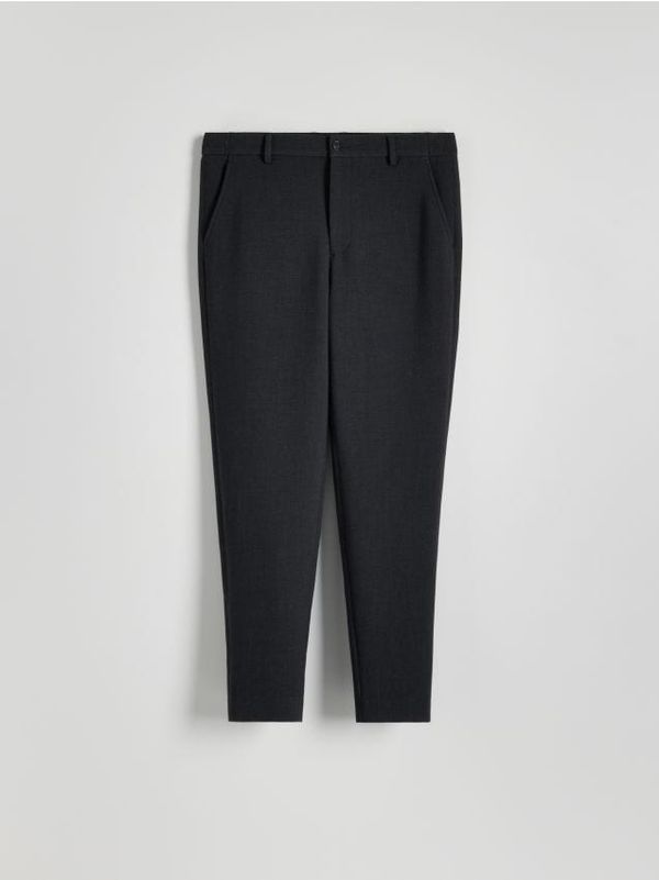 Reserved Reserved - Slim jogger hlače - crno