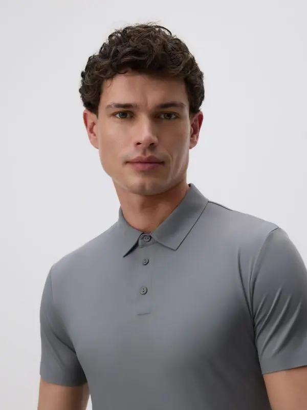 Reserved Reserved - Slim polo-majica - svijetlo siva