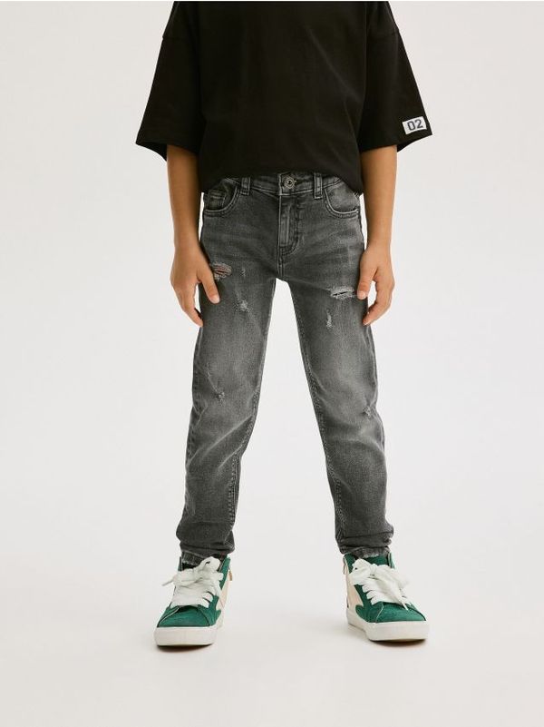 Reserved Reserved - Slim traperice s poderotinama - siva