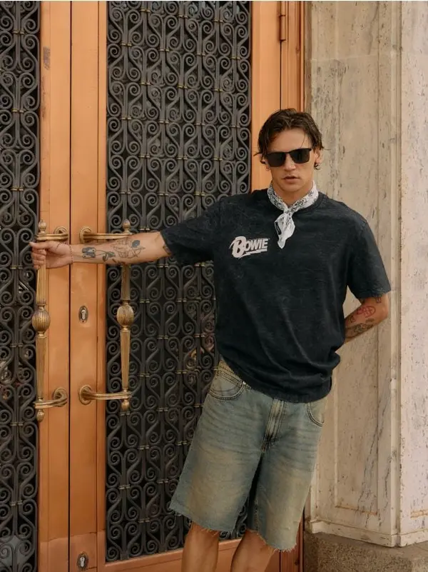 Reserved Reserved - Straight kratke hlače od trapera - indigo jeans