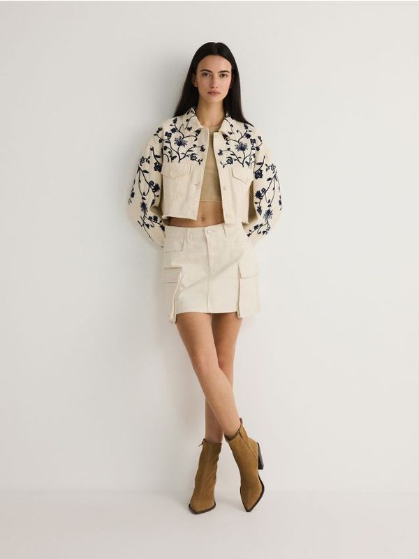 Reserved Reserved - Suknja s cargo džepovima - boja kože