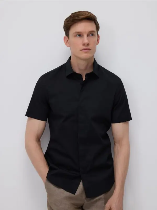 Reserved Reserved - Super slim fit košulja s visokim udjelom pamuka - crno