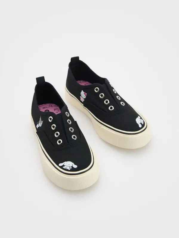 Reserved Reserved - Tenisice Hello Kitty and Friends - crno