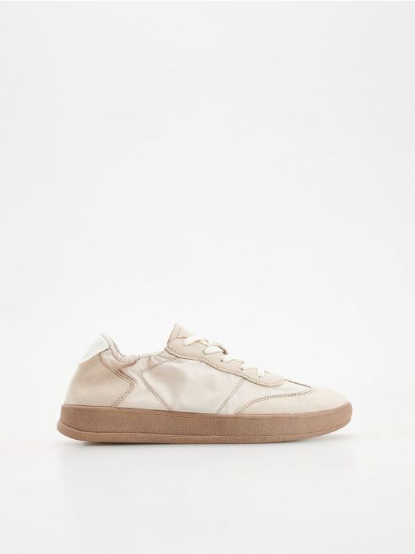 Reserved Reserved - Tenisice od kombiniranih materijala - pastelnoružičasto