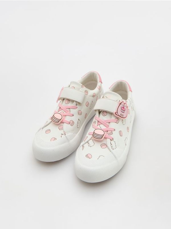 Reserved Reserved - Tenisice s uzorkom Pusheen - bijela