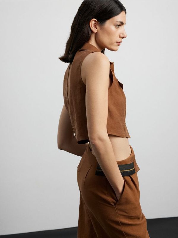 Reserved Reserved - Top od liocelnih vlakana - smeđi