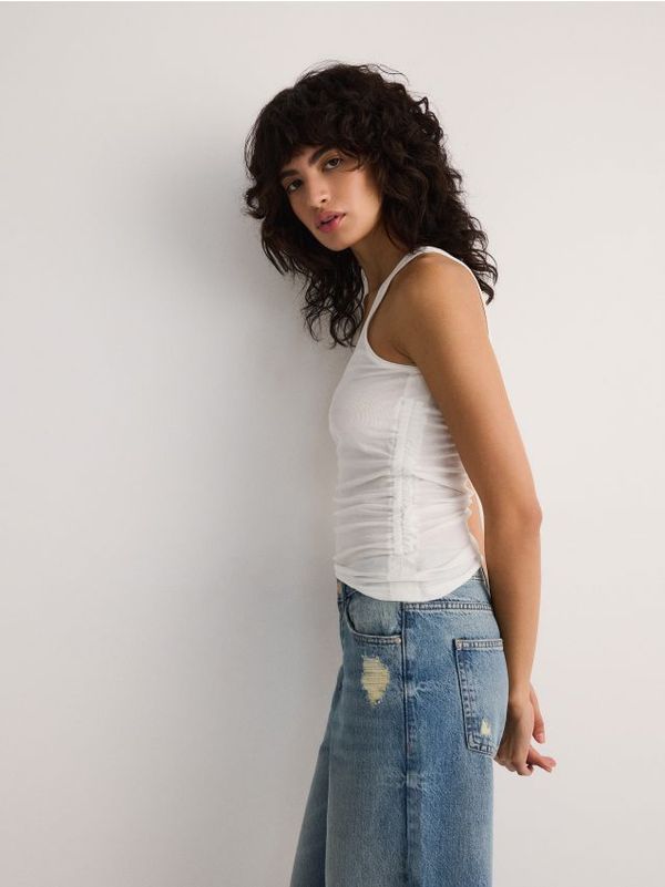 Reserved Reserved - Top s visokim udjelom modalnih vlakana - krem