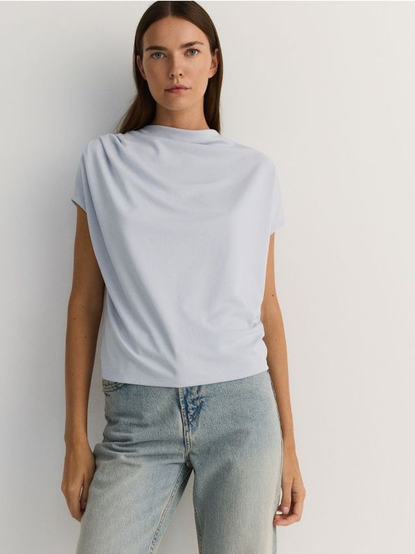 Reserved Reserved - Top s visokim udjelom viskoze - bljedoplavo