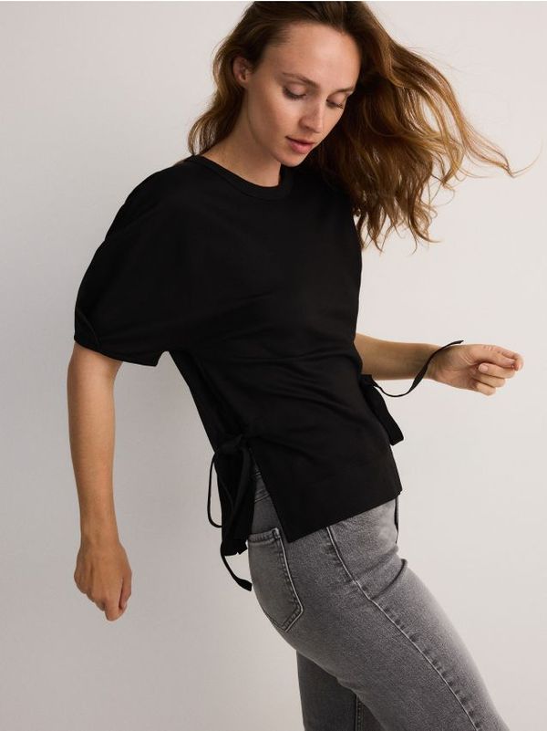 Reserved Reserved - Top s visokim udjelom viskoze - crno