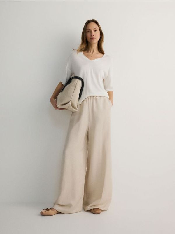 Reserved Reserved - Top s visokim udjelom viskoze - krem