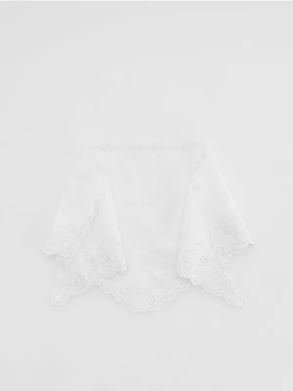 Reserved Reserved - Trokutasta kačkana bandana - krem